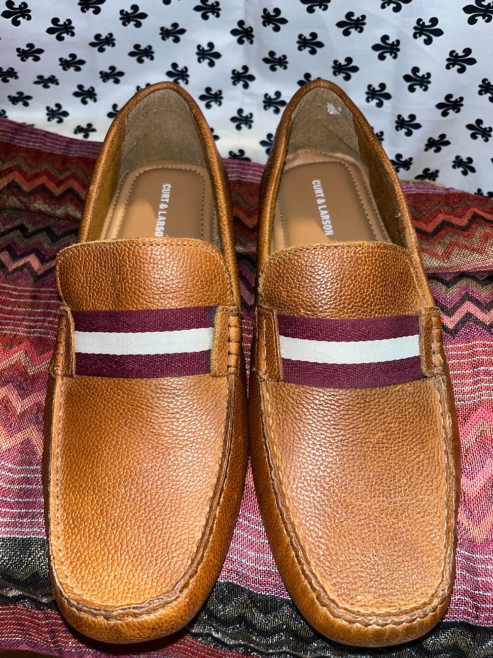 Curt laroson Men's Tan Leather Slip-On Loafers with Burgundy Stripe